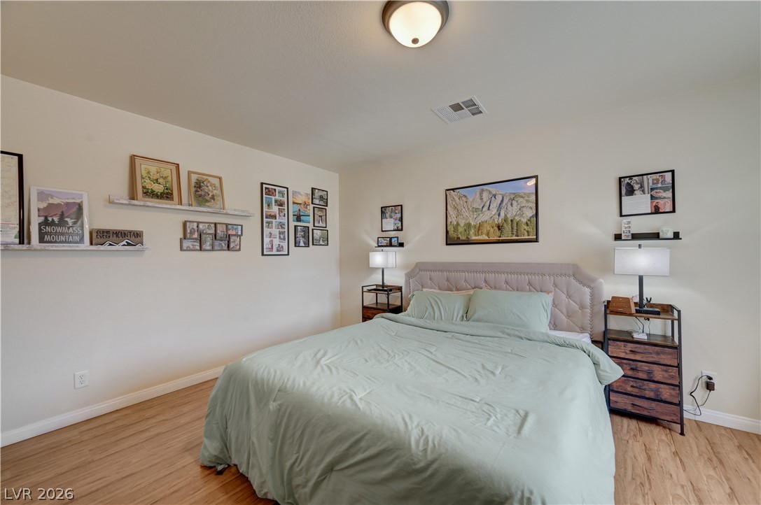 10374 Midnight Iris Street Las Vegas NV 89183