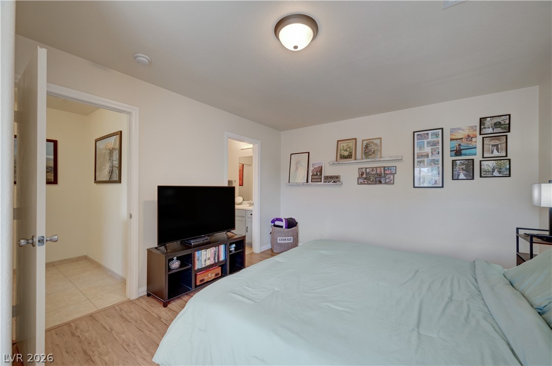 10374 Midnight Iris Street Las Vegas NV 89183