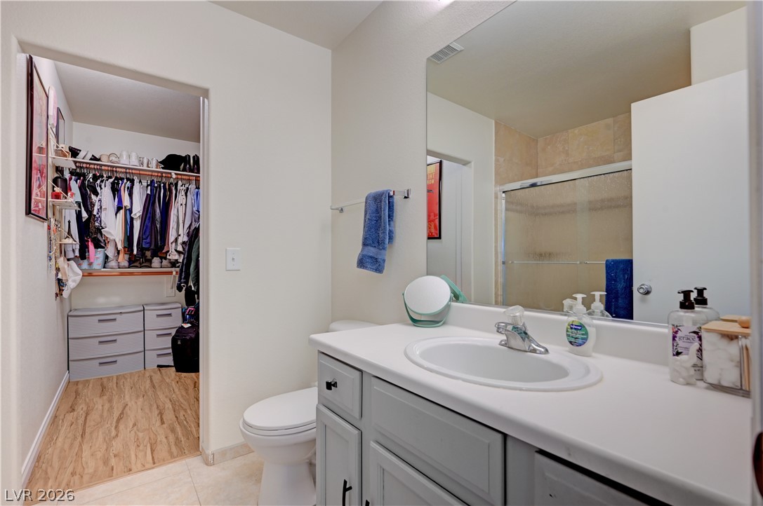 10374 Midnight Iris Street Las Vegas NV 89183