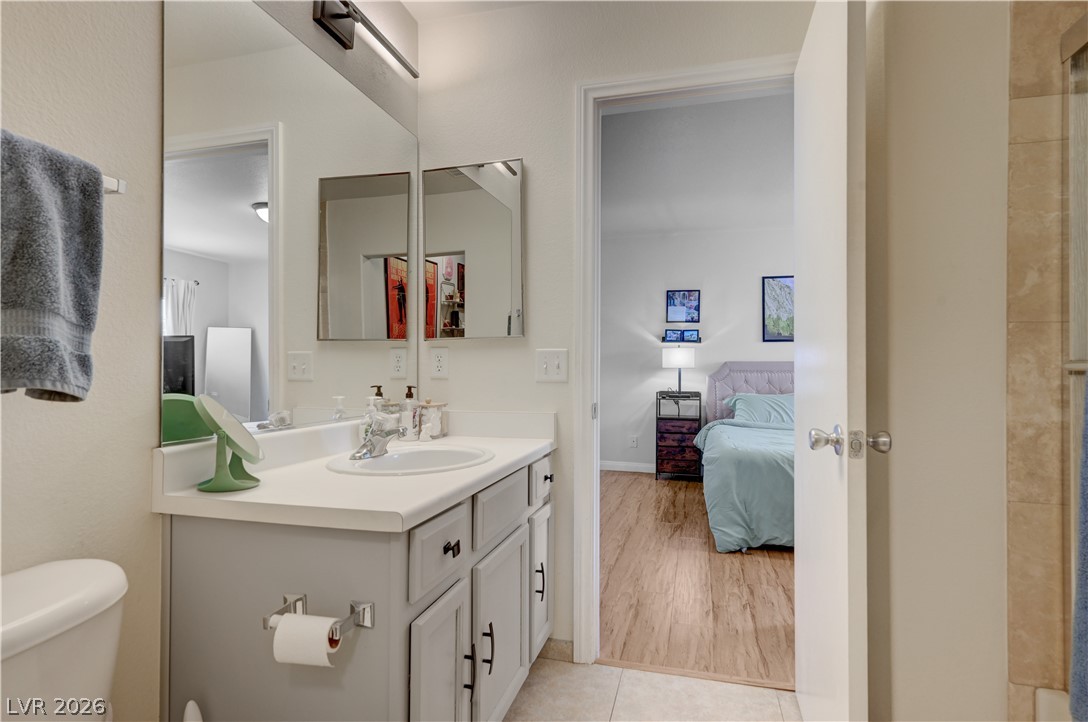10374 Midnight Iris Street Las Vegas NV 89183