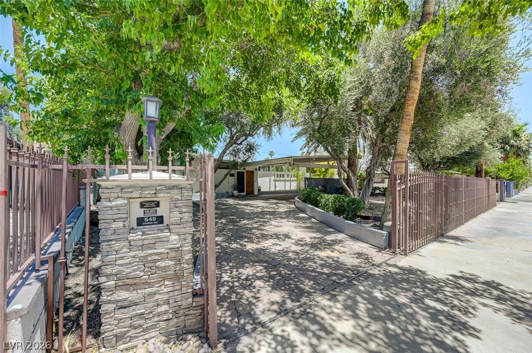 549 Canosa Avenue Las Vegas NV 89104