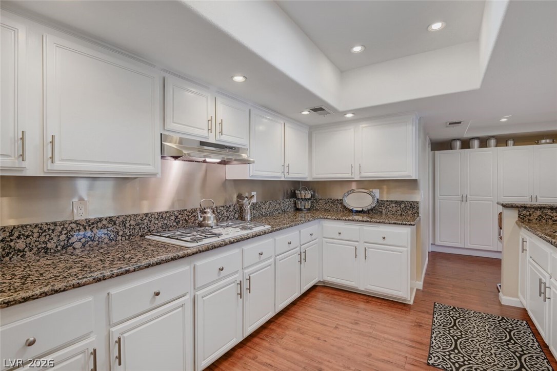 3102 La Mancha Way Henderson NV 89014