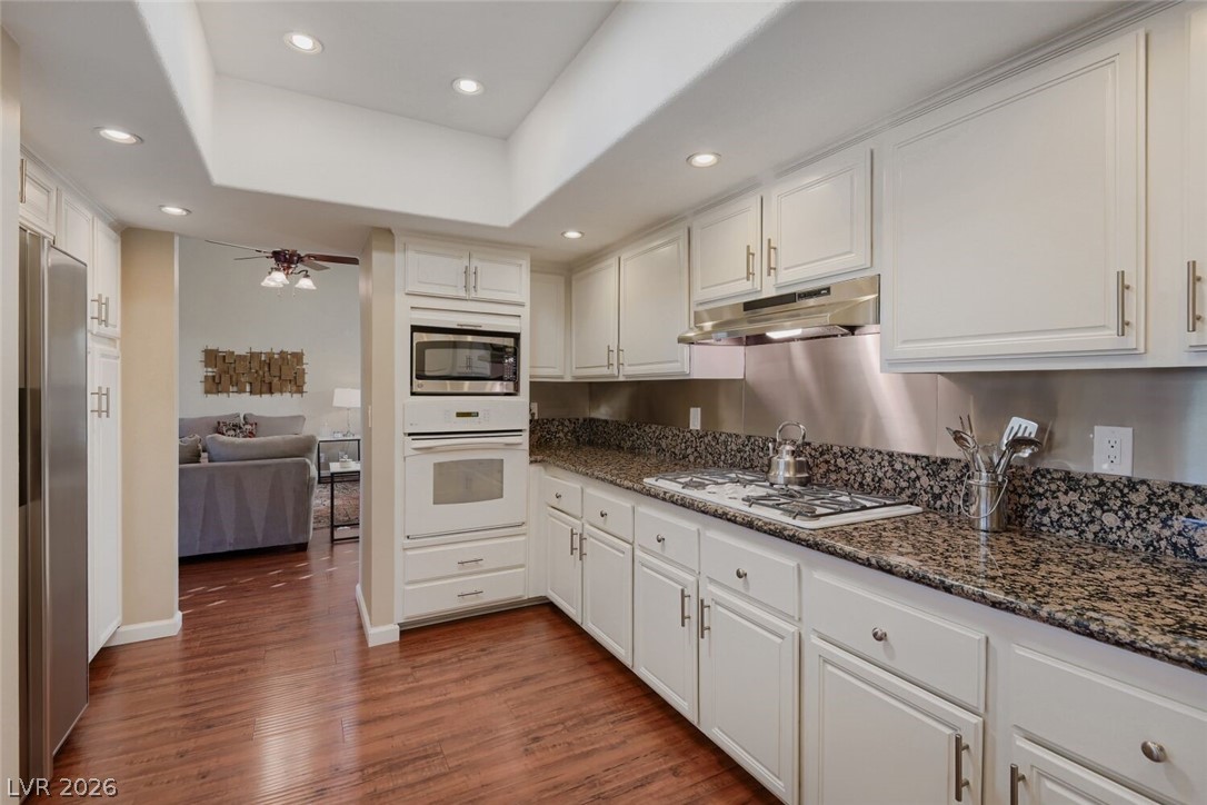 3102 La Mancha Way Henderson NV 89014