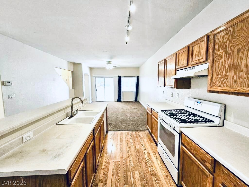 5953 Crumbling Ridge Street Henderson NV 89011