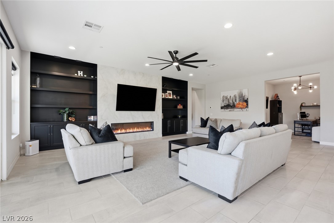 8575 Nicholas James Avenue Las Vegas NV 89143