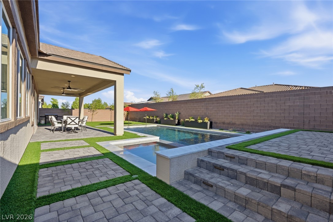 8575 Nicholas James Avenue Las Vegas NV 89143