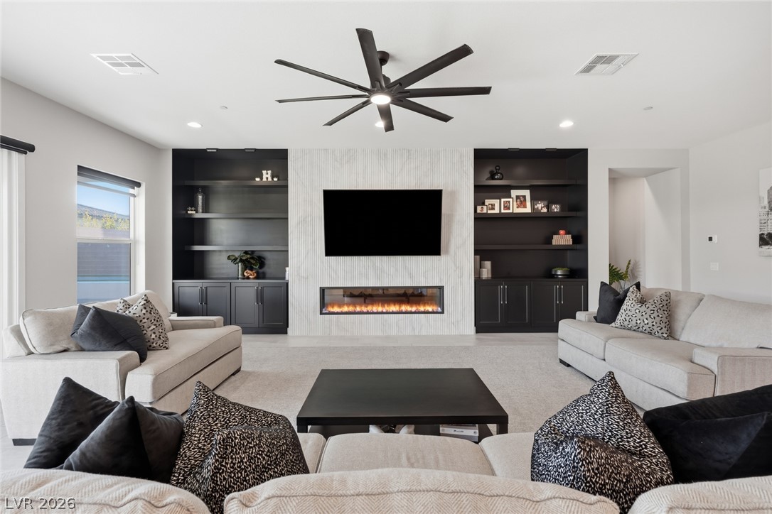 8575 Nicholas James Avenue Las Vegas NV 89143