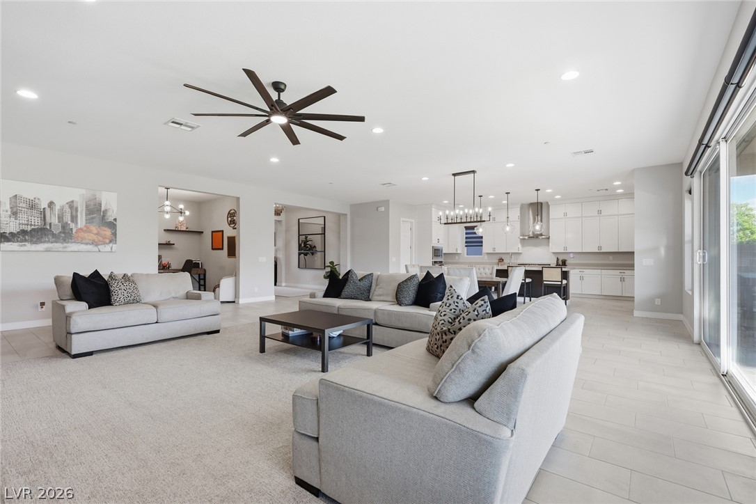 8575 Nicholas James Avenue Las Vegas NV 89143