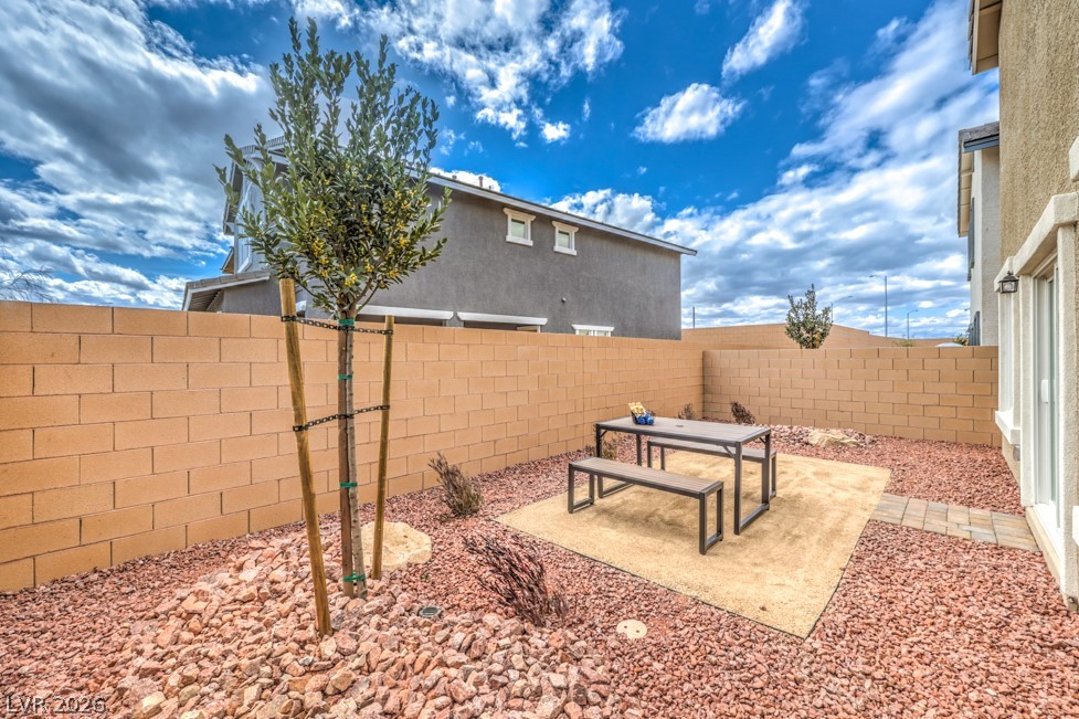 1082 Saffron Toucan Lane Henderson NV 89011