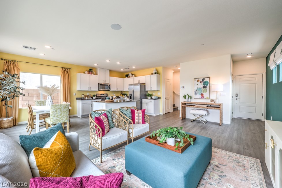 1082 Saffron Toucan Lane Henderson NV 89011