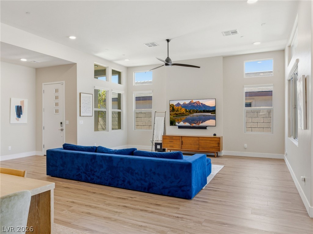 10054 Egan Valley Street Las Vegas NV 89166