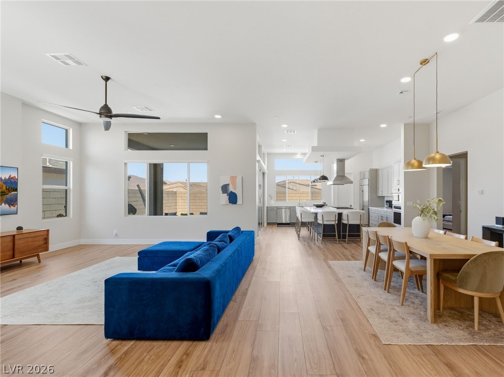 10054 Egan Valley Street Las Vegas NV 89166