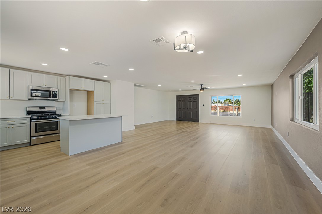 4313 Vegas Valley Drive Las Vegas NV 89121