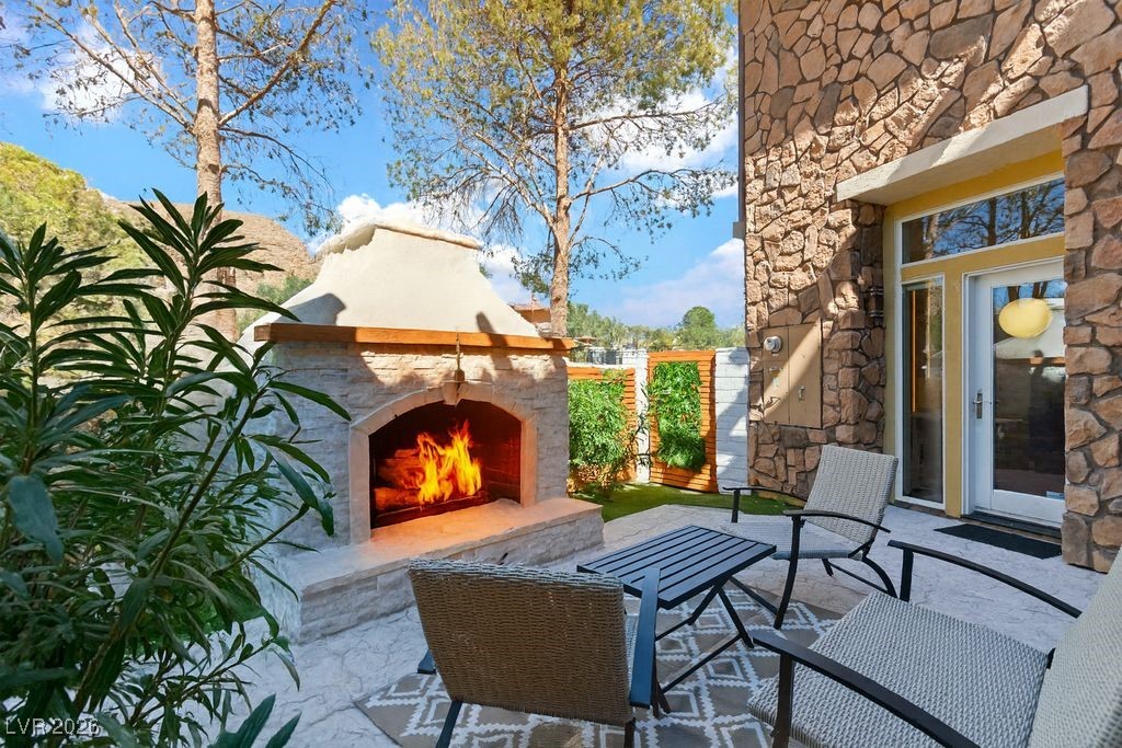 18 Cerchio Alto Henderson NV 89011