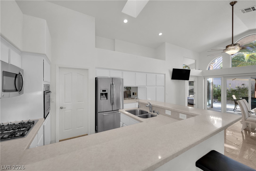 2154 Eaglepath Circle Henderson NV 89074