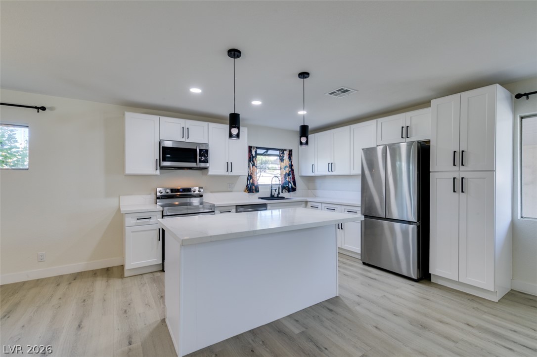2211 Frontier Ave Avenue Las Vegas NV 89106
