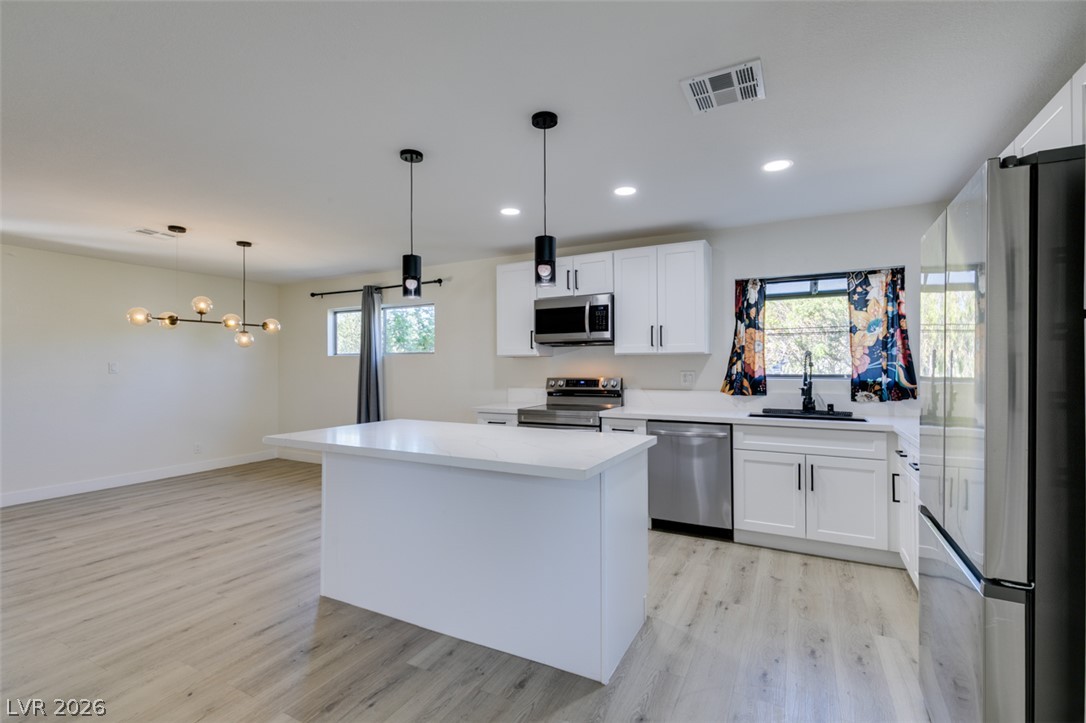 2211 Frontier Ave Avenue Las Vegas NV 89106