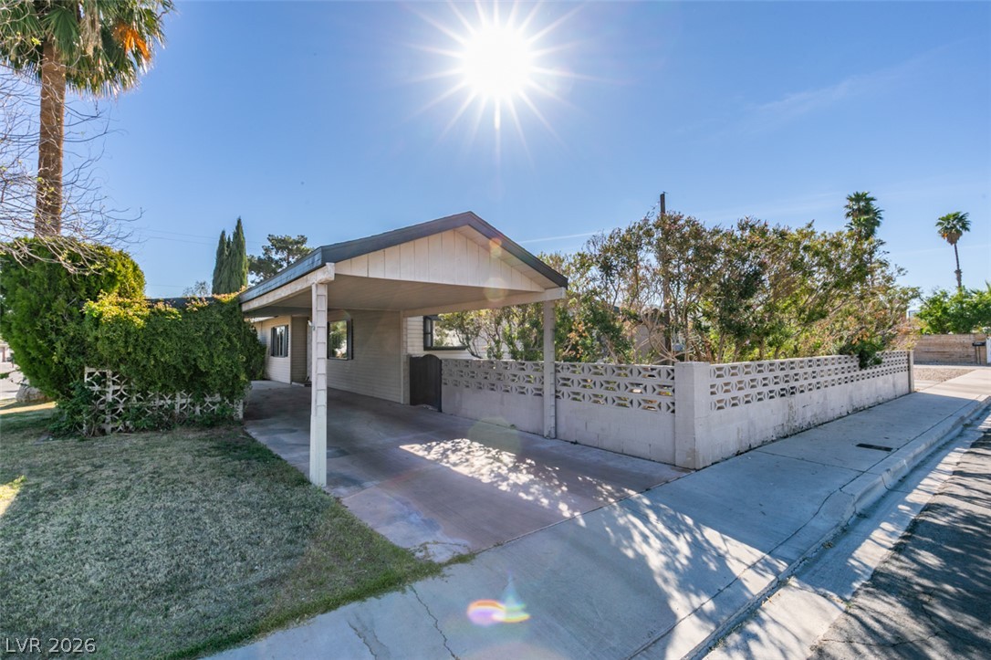 2211 Frontier Ave Avenue Las Vegas NV 89106