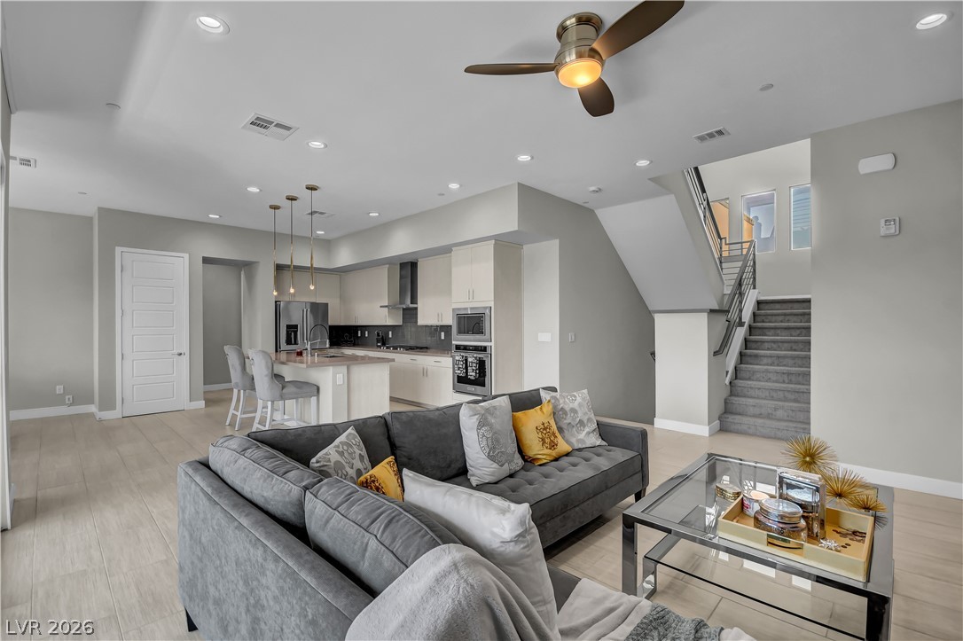 1253 Cloud Tower Street 102 Las Vegas NV 89135