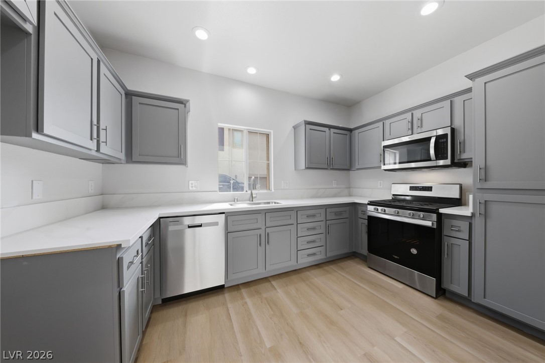 1004 Sunny Acres Avenue North Las Vegas NV 89081