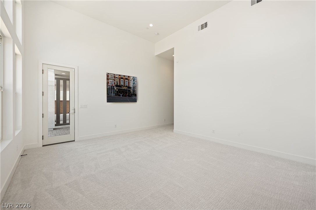 10950 Rossa Peak Avenue Las Vegas NV 89135