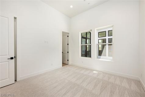 10950 Rossa Peak Avenue Las Vegas NV 89135