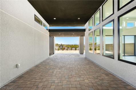 10950 Rossa Peak Avenue Las Vegas NV 89135