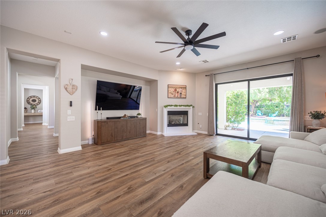 6888 April Wind Avenue Las Vegas NV 89131