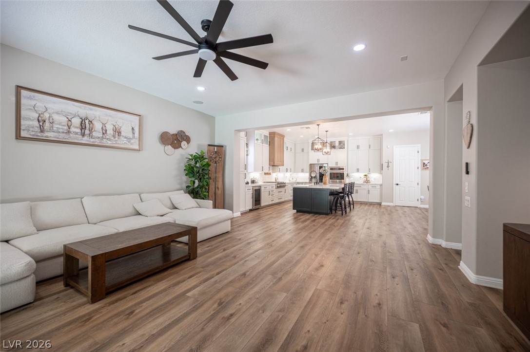 6888 April Wind Avenue Las Vegas NV 89131