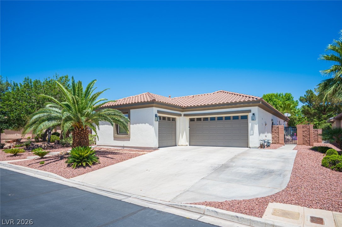 6888 April Wind Avenue Las Vegas NV 89131