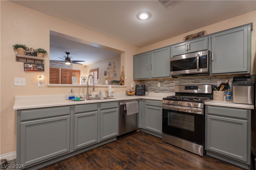 7220 La Cadena Avenue Las Vegas NV 89179