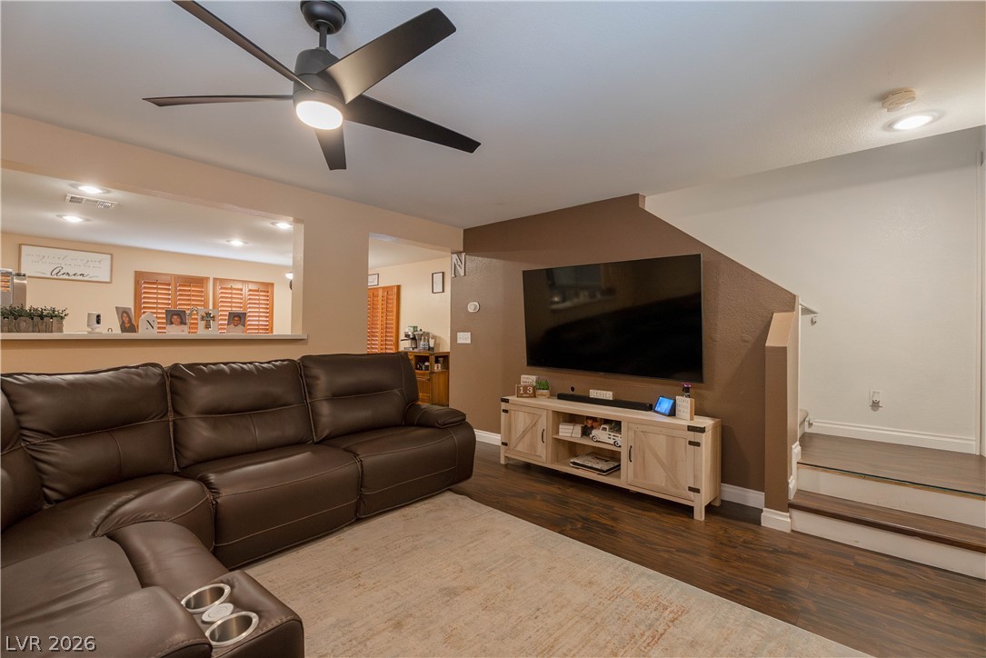 7220 La Cadena Avenue Las Vegas NV 89179