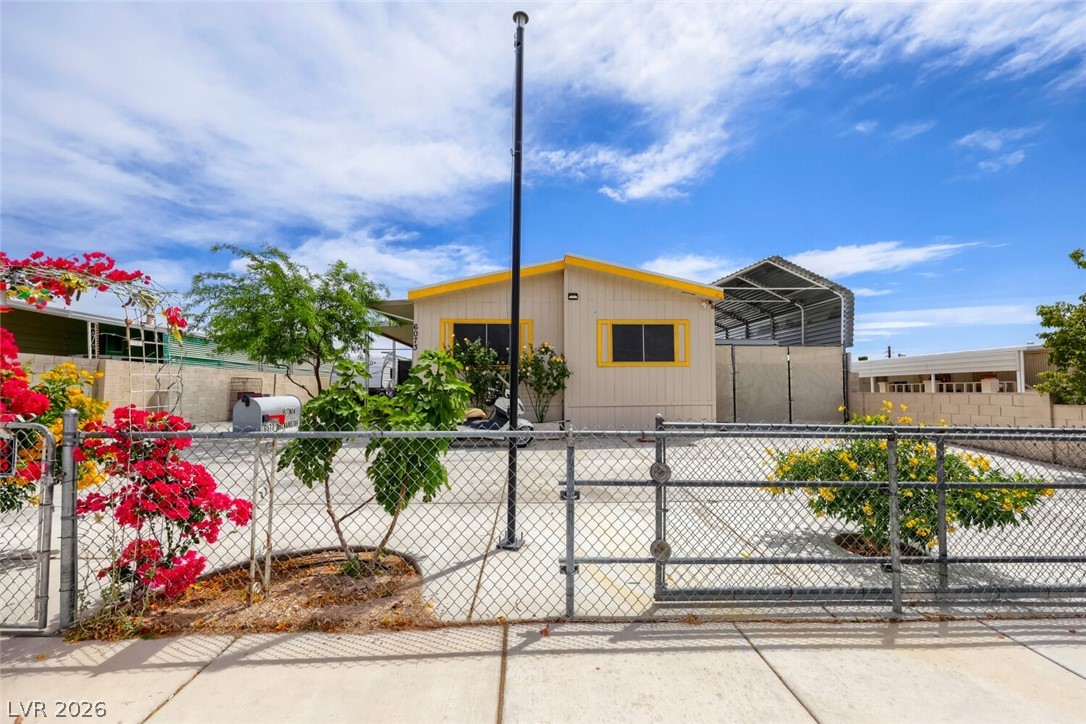 6073 Shenandoah Avenue Las Vegas NV 89156