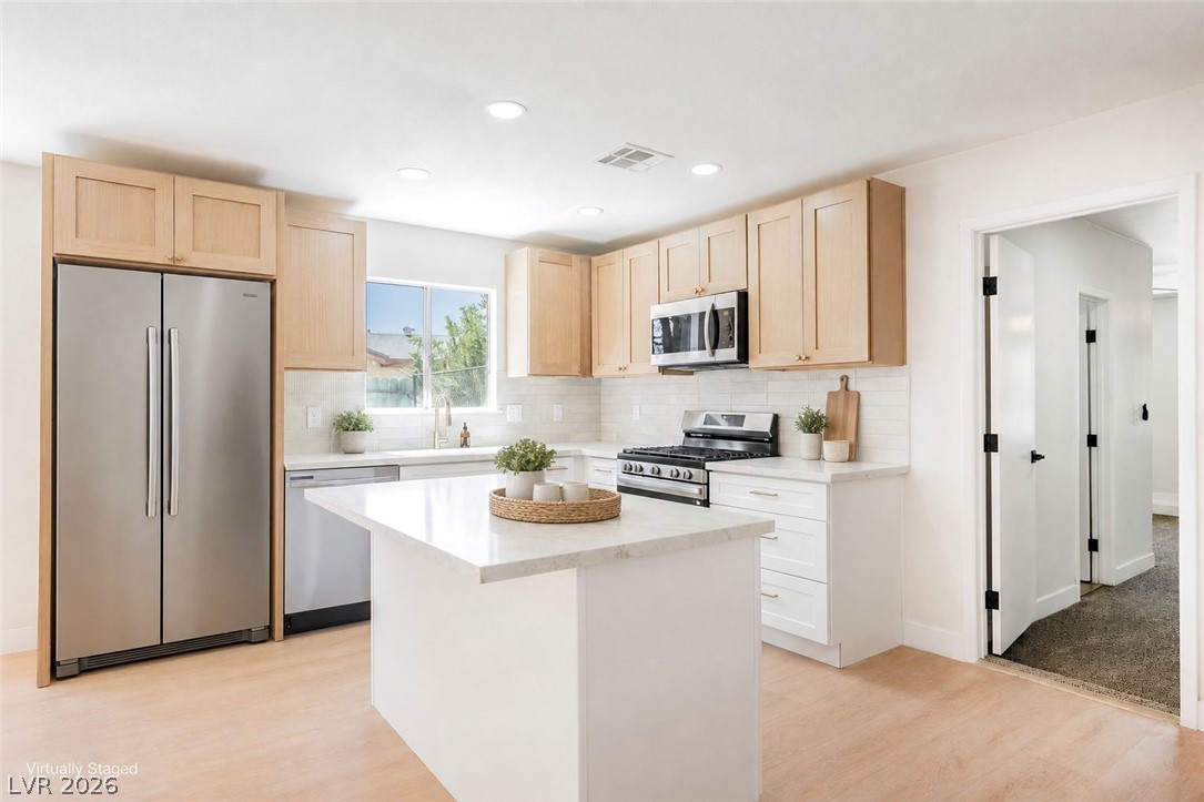 35 Hickory Street Las Vegas NV 89110