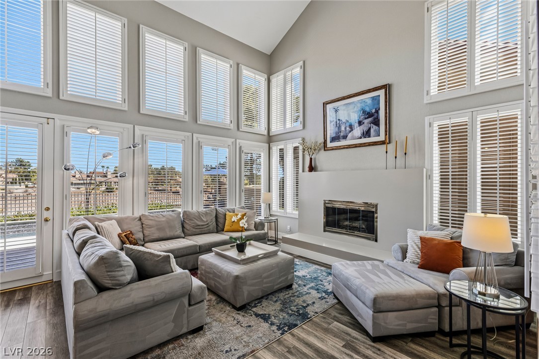 8060 Castle Pines Avenue Las Vegas NV 89113