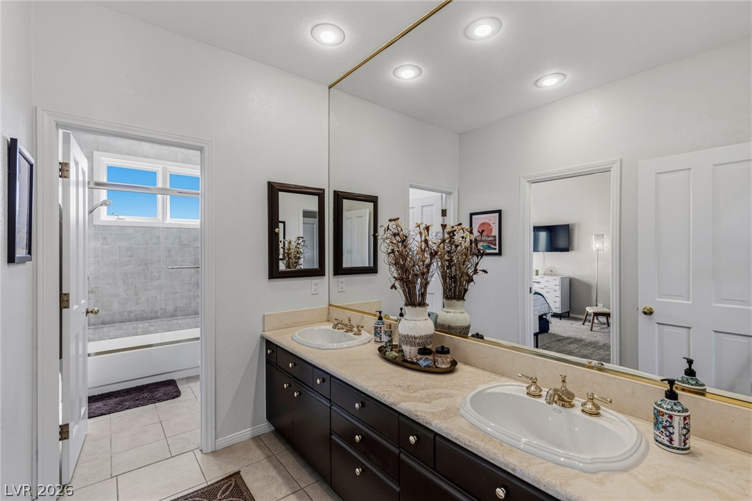 8060 Castle Pines Avenue Las Vegas NV 89113