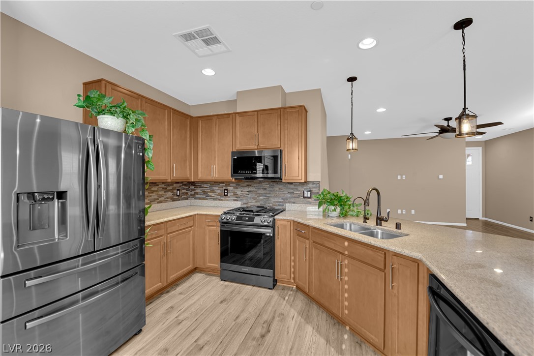 915 Harbor Avenue Henderson NV 89002