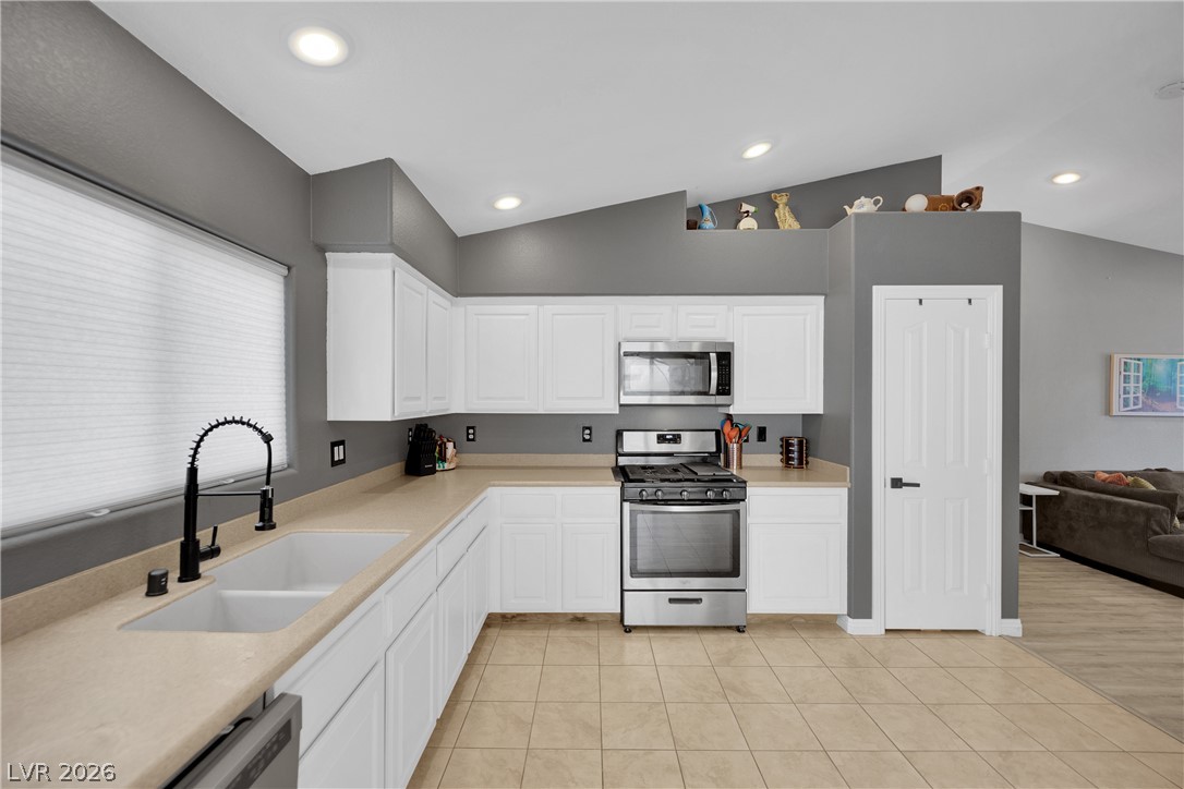 9305 Cranesbill Court Las Vegas NV 89149