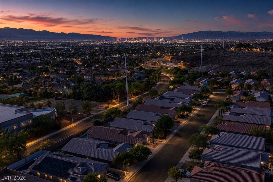 1107 Snow Roof Avenue Henderson NV 89052