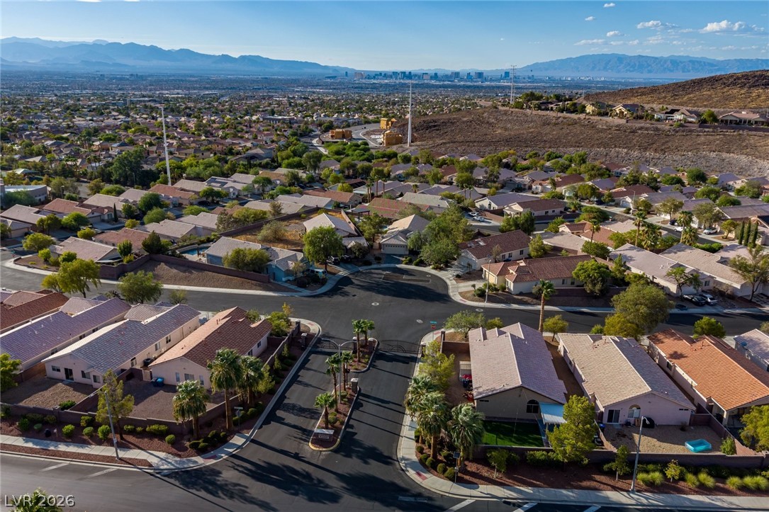 1107 Snow Roof Avenue Henderson NV 89052