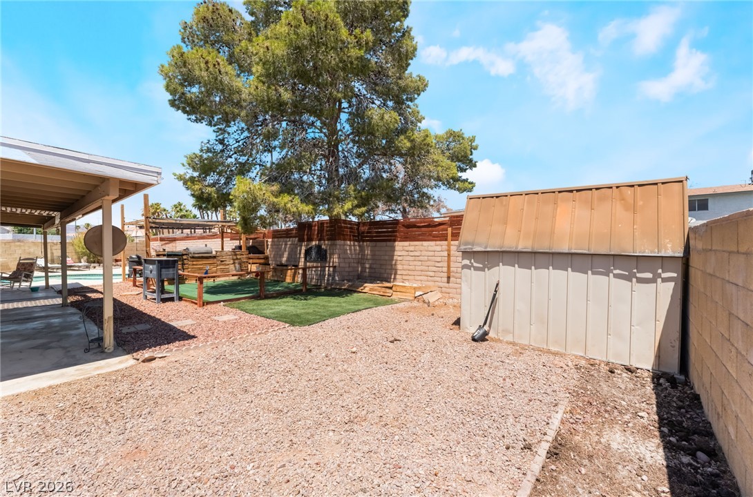 3912 Arrowood Drive Las Vegas NV 89147