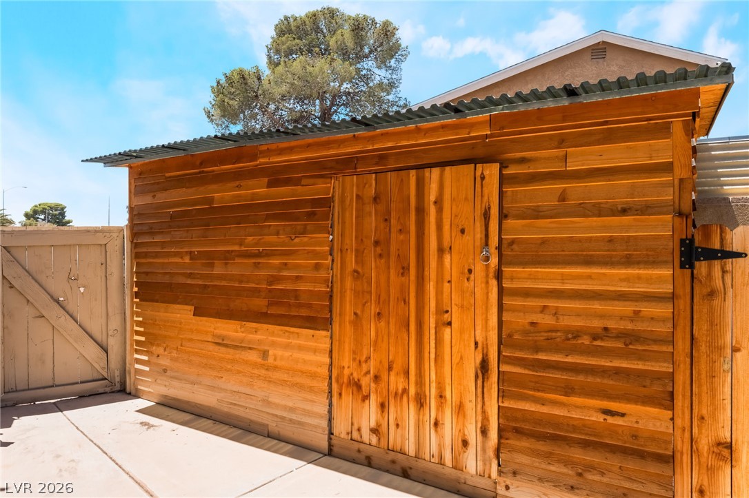 3912 Arrowood Drive Las Vegas NV 89147
