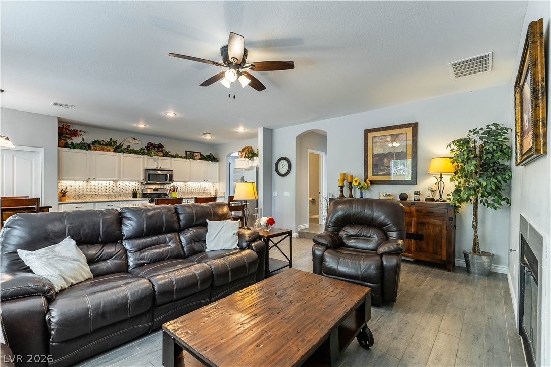 2840 Thicket Willow Street Las Vegas NV 89135