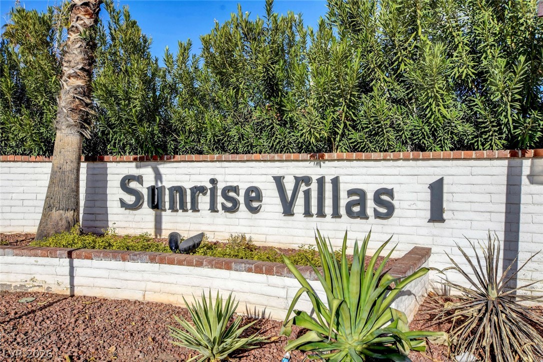 2457 El Paseo Circle Las Vegas NV 89121