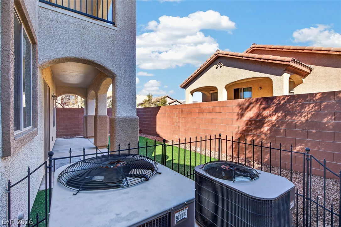 6868 Pipil Street Las Vegas NV 89166