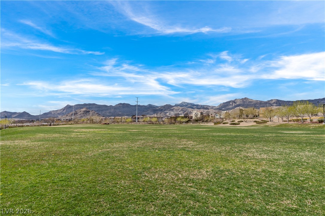 6868 Pipil Street Las Vegas NV 89166