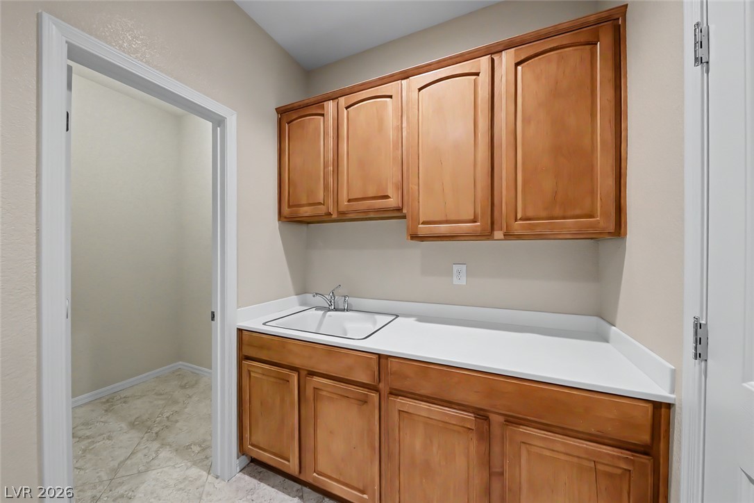 2252 Island City Avenue Henderson NV 89044