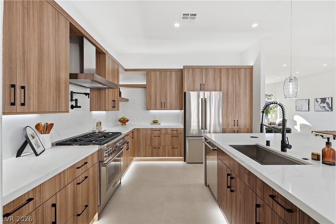 1612 Hidden Spring Drive Las Vegas NV 89117