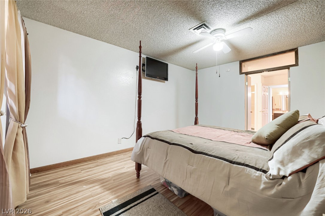 6712 Oak Valley Drive Las Vegas NV 89103