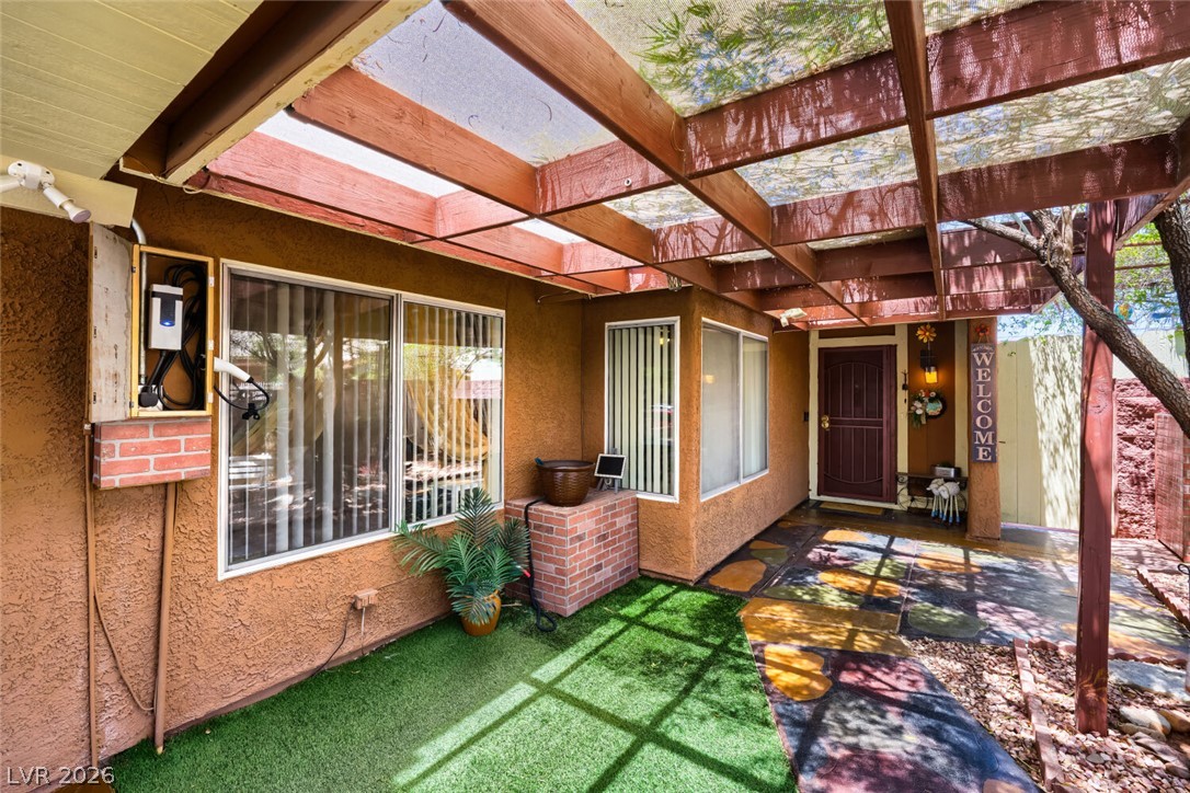 6712 Oak Valley Drive Las Vegas NV 89103